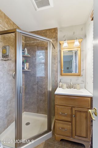 1 Blenheim Road, Manalapan, NJ 07726