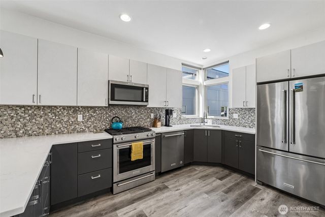2224 NW 63rd Street, Seattle, WA 98107