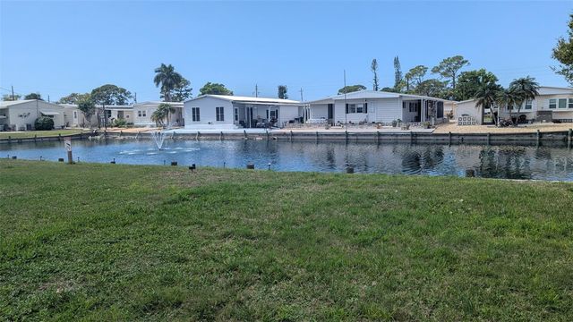 4811 3RD STREET W, Bradenton, FL 34207