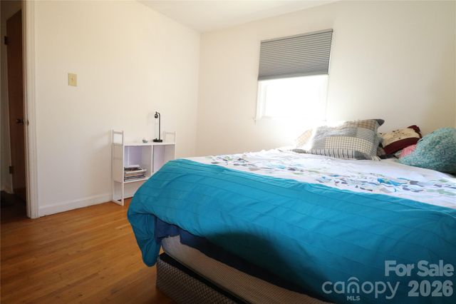 3931 Irvington Drive, Charlotte, NC 28205