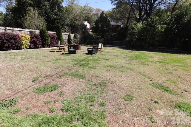 3931 Irvington Drive, Charlotte, NC 28205