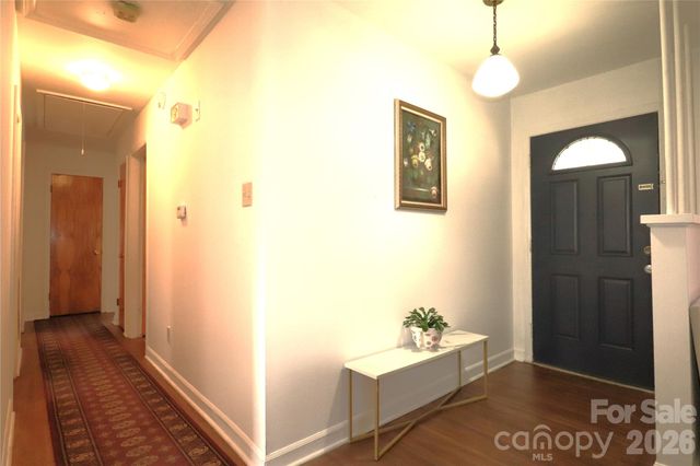 3931 Irvington Drive, Charlotte, NC 28205