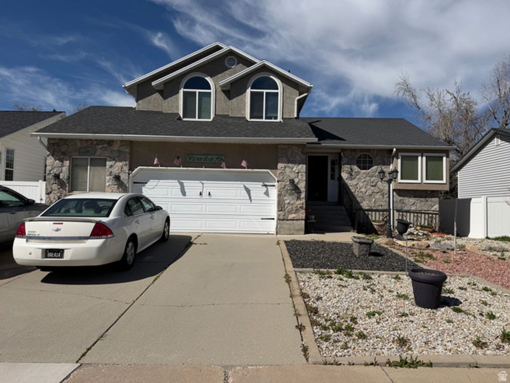 1013 N 1100 W, Farmington, UT 84025