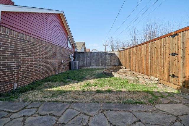 2157 Stradivarius Lane, Carrollton, TX 75007