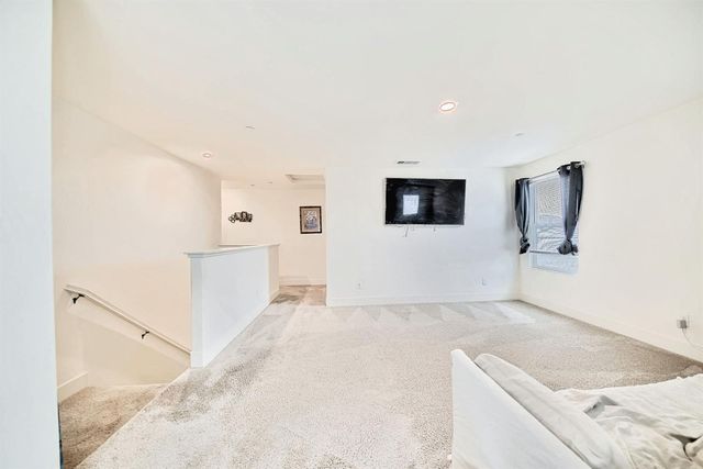 397 Broadstone Ct, Los Banos, CA 93635