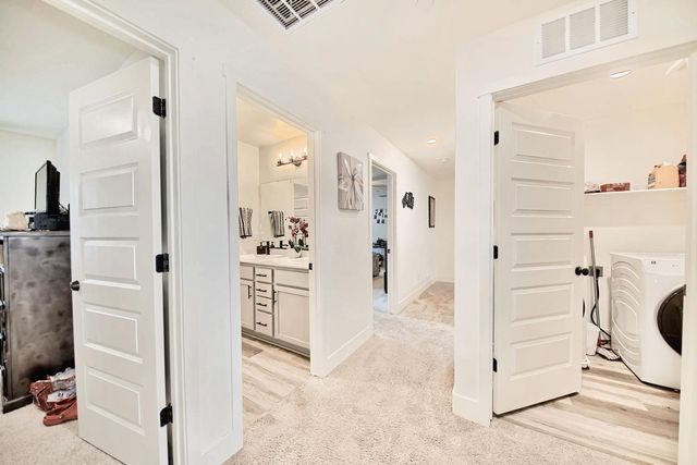 397 Broadstone Ct, Los Banos, CA 93635