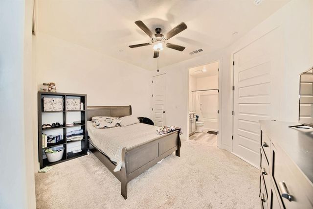 397 Broadstone Ct, Los Banos, CA 93635