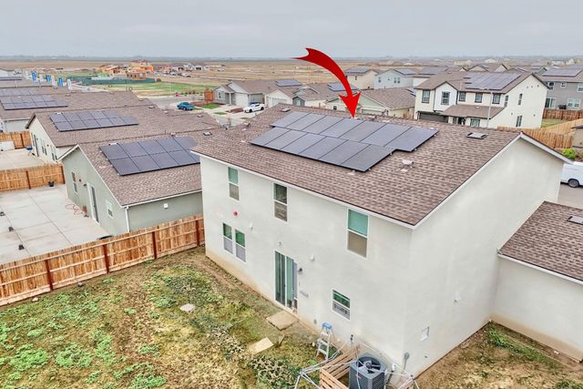 397 Broadstone Ct, Los Banos, CA 93635