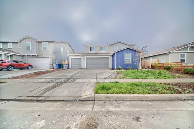 397 Broadstone Ct, Los Banos, CA 93635