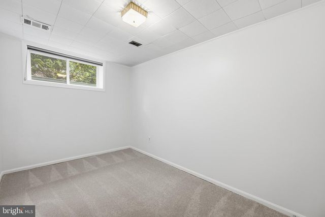 5804 LENOX RD, Bethesda, MD 20817