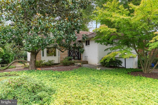 5804 LENOX RD, Bethesda, MD 20817