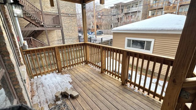 644 W Aldine Avenue 1, Chicago, IL 60657