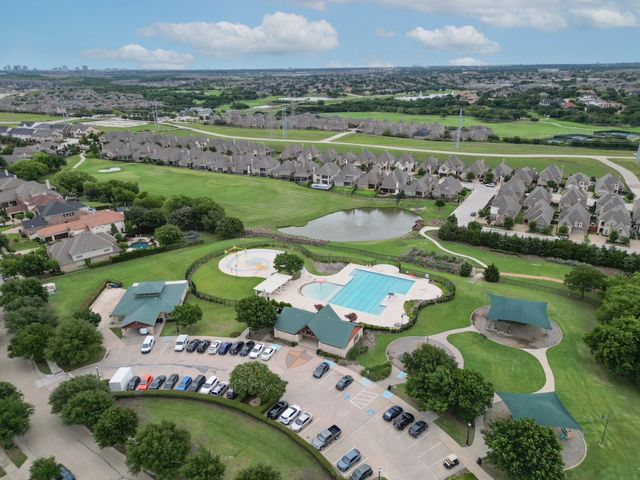 512 Highwood Trail, Lewisville, TX 75056