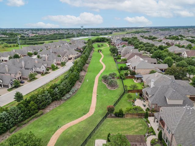 512 Highwood Trail, Lewisville, TX 75056