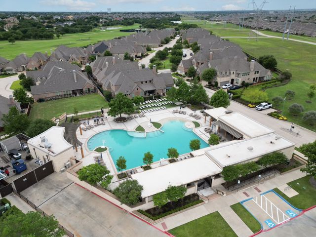 512 Highwood Trail, Lewisville, TX 75056