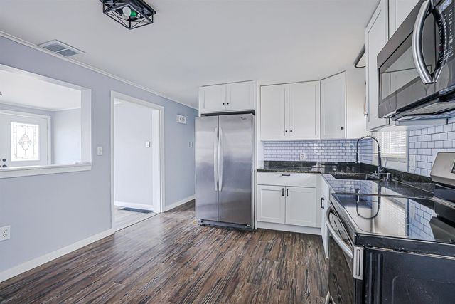 9 Oneida Circle, Nashua, NH 03060