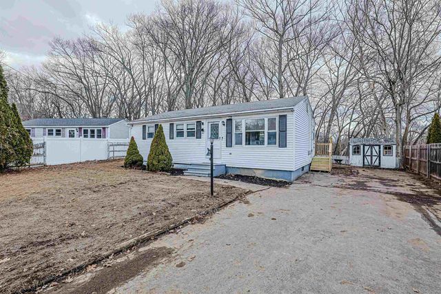 9 Oneida Circle, Nashua, NH 03060
