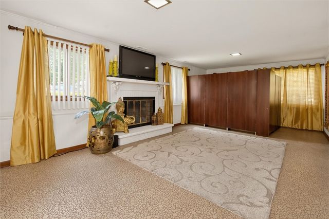 60 Marble Drive, Greece, NY 14615