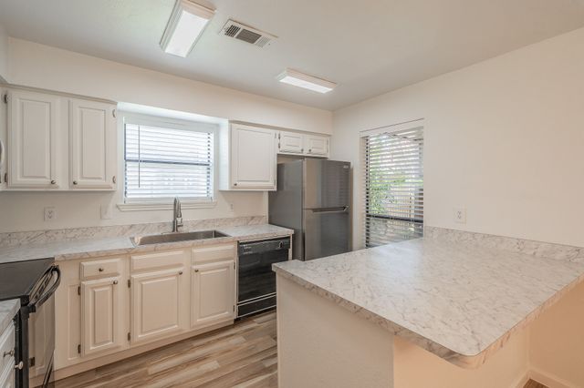 1204 Harwell Drive 2114, Arlington, TX 76011