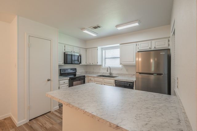 1204 Harwell Drive 2114, Arlington, TX 76011