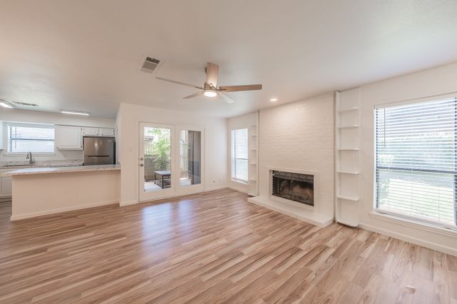 1204 Harwell Drive 2114, Arlington, TX 76011