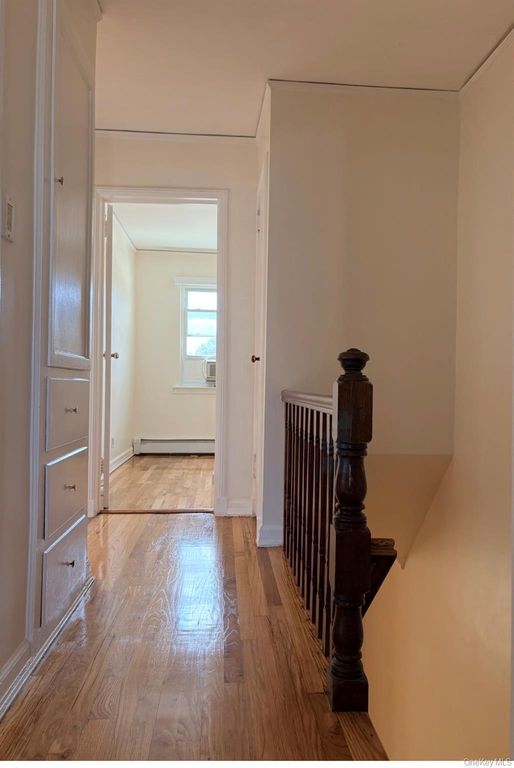 73-07 Utopia Parkway, Fresh Meadows, NY 11366 — photo 2