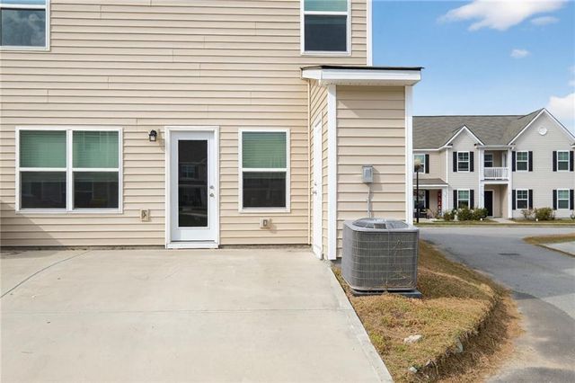 127 Birch Circle, Port Wentworth, GA 31407