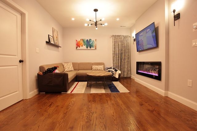 291 Main St 3, Everett, MA 02149