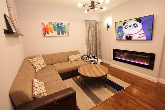 291 Main St 3, Everett, MA 02149