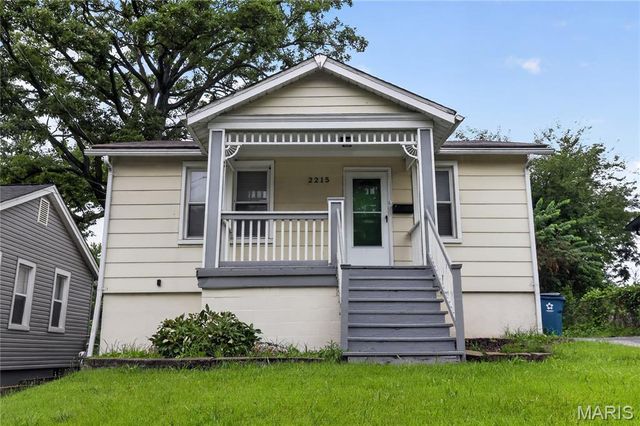 2215 Wallis Avenue, Overland, MO 63114
