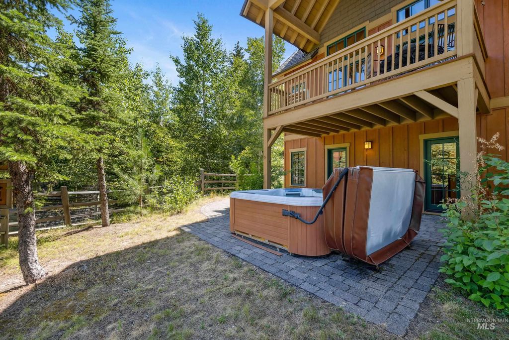 76 Clearwater, Donnelly, ID 83615 photo 22