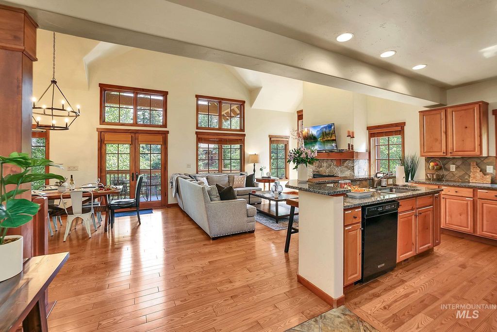 76 Clearwater, Donnelly, ID 83615 photo 8