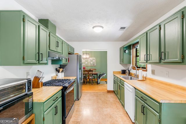 5525 Dorsett Shoals Lane, Douglasville, GA 30135