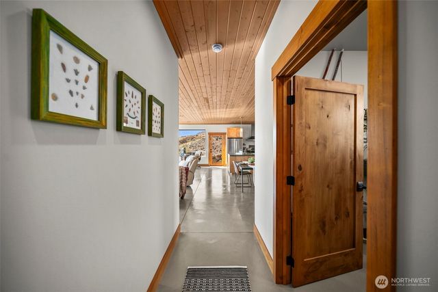 95 Laurel Estates, Rock Island, WA 98850