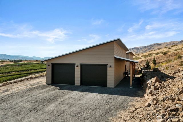 95 Laurel Estates, Rock Island, WA 98850