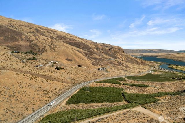 95 Laurel Estates, Rock Island, WA 98850