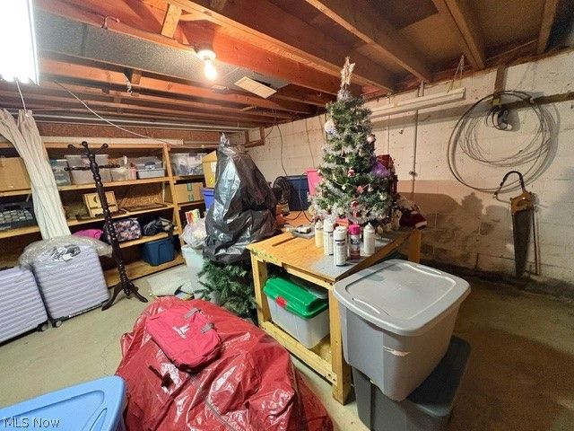 2455 David Court, Austintown, OH 44511