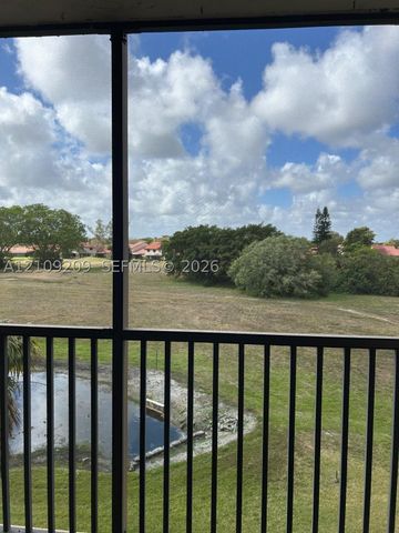 3671 Environ Blvd 470, Lauderhill, FL 33319