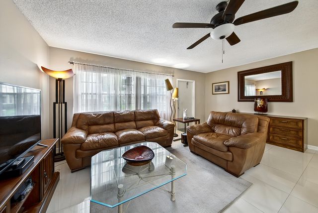 96 Fanshaw, Boca Raton, FL 33434