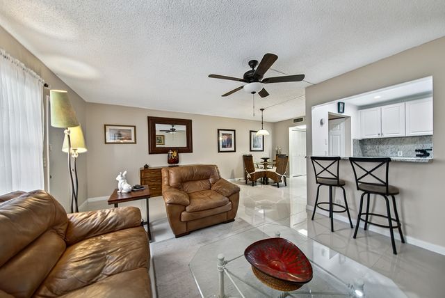 96 Fanshaw, Boca Raton, FL 33434