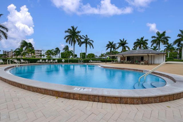 96 Fanshaw, Boca Raton, FL 33434