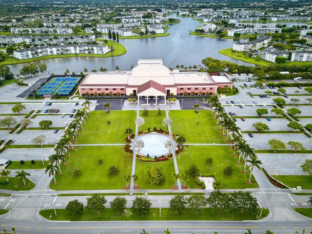 96 Fanshaw, Boca Raton, FL 33434