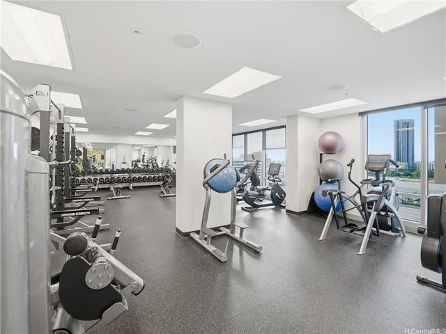 988 Halekauwila Street 914, Honolulu, HI 96814