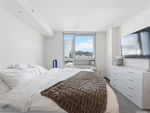 988 Halekauwila Street 914, Honolulu, HI 96814