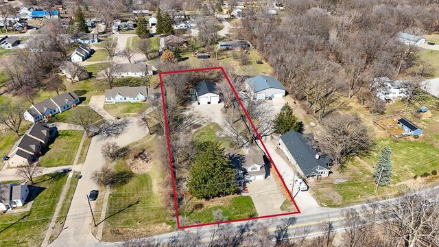 4865 Meredith Drive, Des Moines, IA 50310