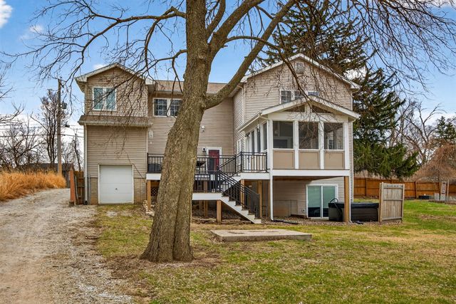 4865 Meredith Drive, Des Moines, IA 50310