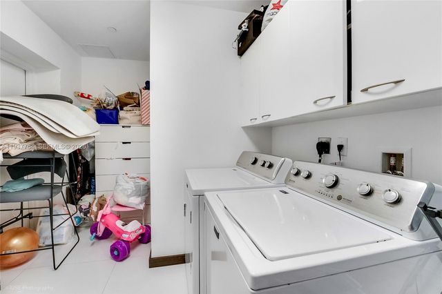 15901 Collins Ave 2701, Sunny Isles Beach, FL 33160