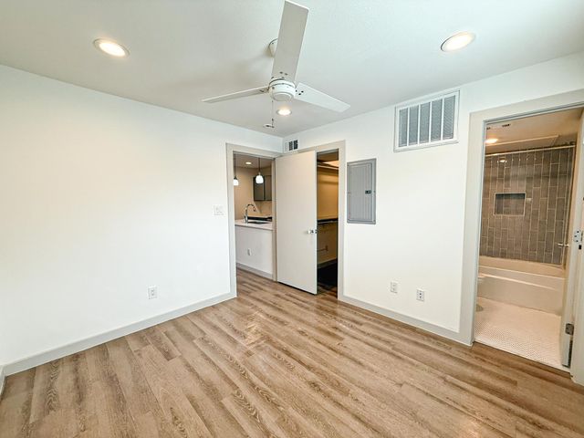 4526 Munger Avenue 106, Dallas, TX 75204