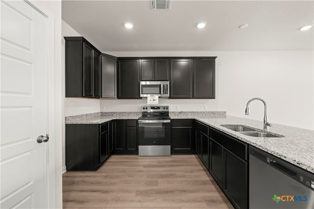 613 James Parker Circle, Killeen, TX 76542