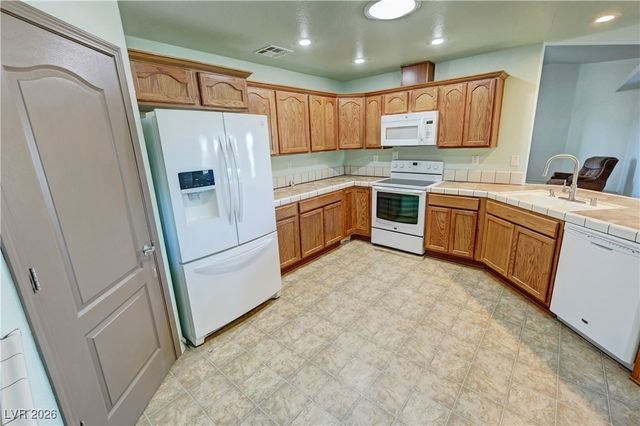 2180 East Traci Street, Pahrump, NV 89048